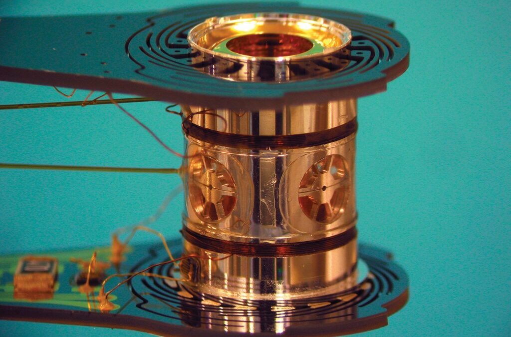 Hohlraum contains the fuel pellet for inertial confinement fusion