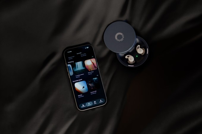 product-hero-app-close-up