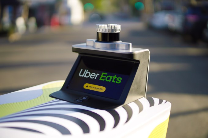 serve-uber-eats serve robot with uber eats branding