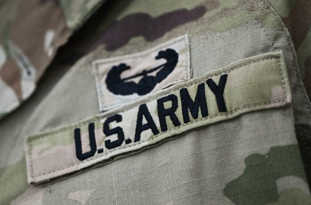 A U.S. Army patch on the sleeve of an American soldier.