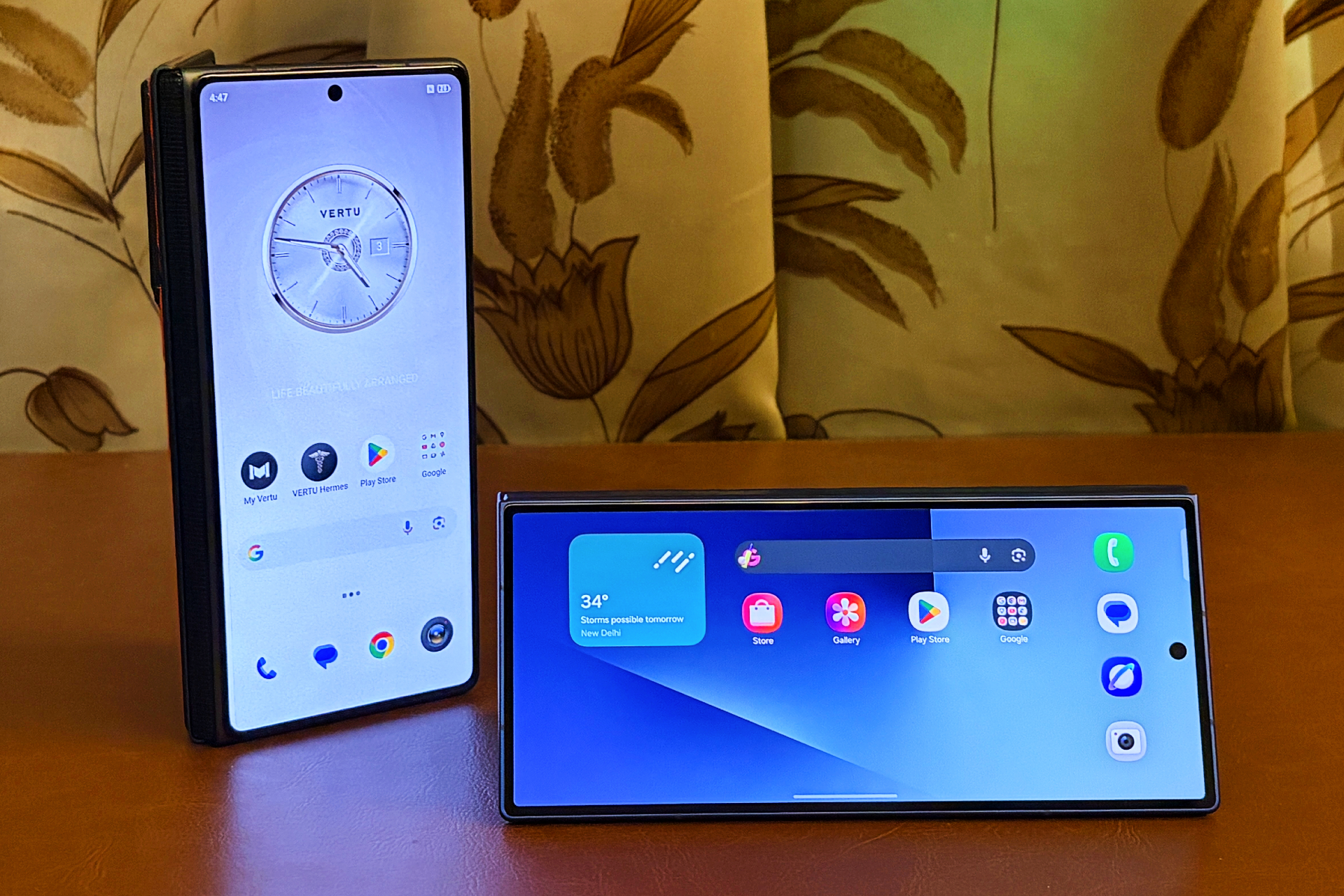 Vertu Alphafold and Samsung Galaxy Z Fold 7
