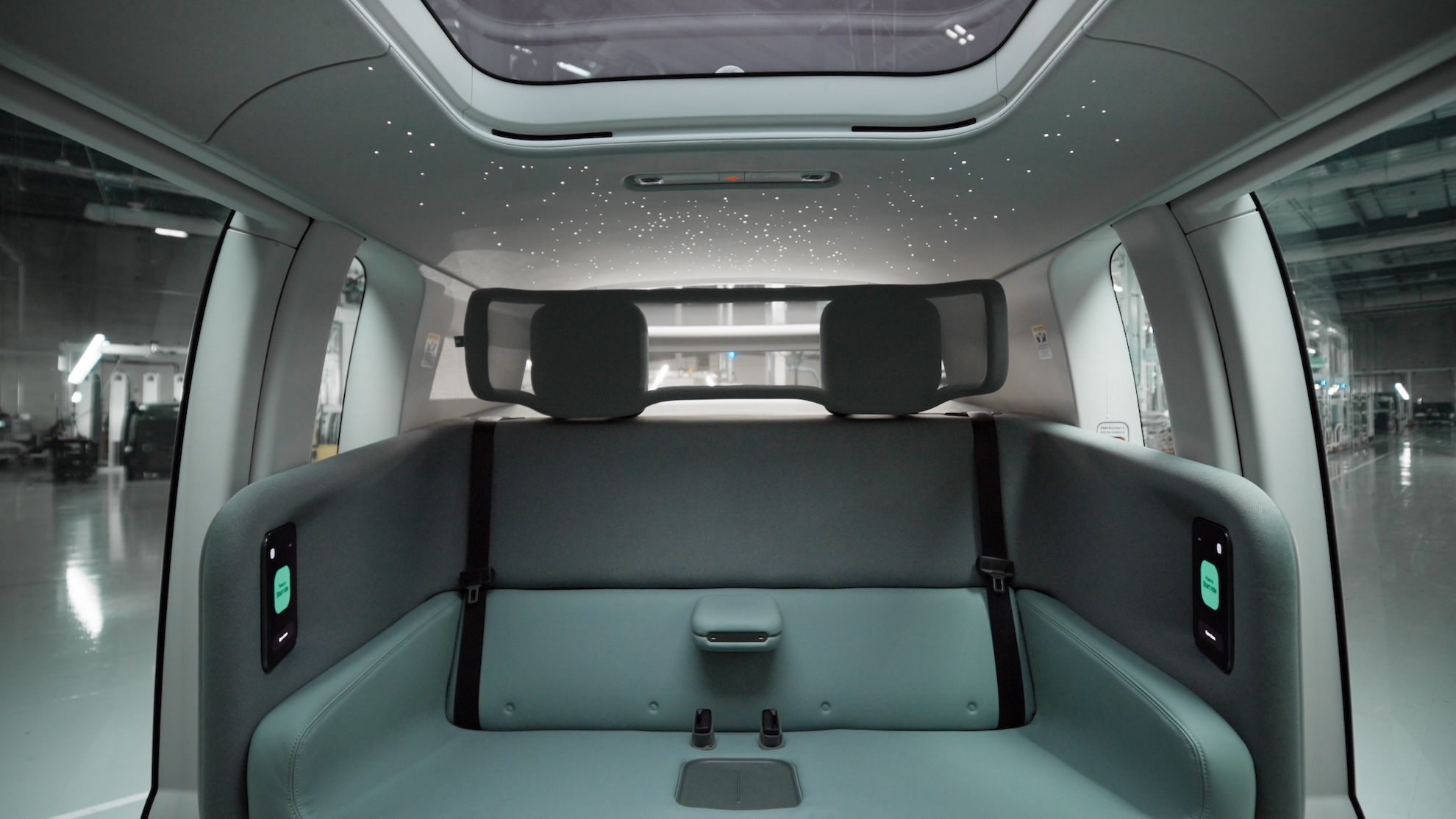 zoox_newvehicle_factorysideview
